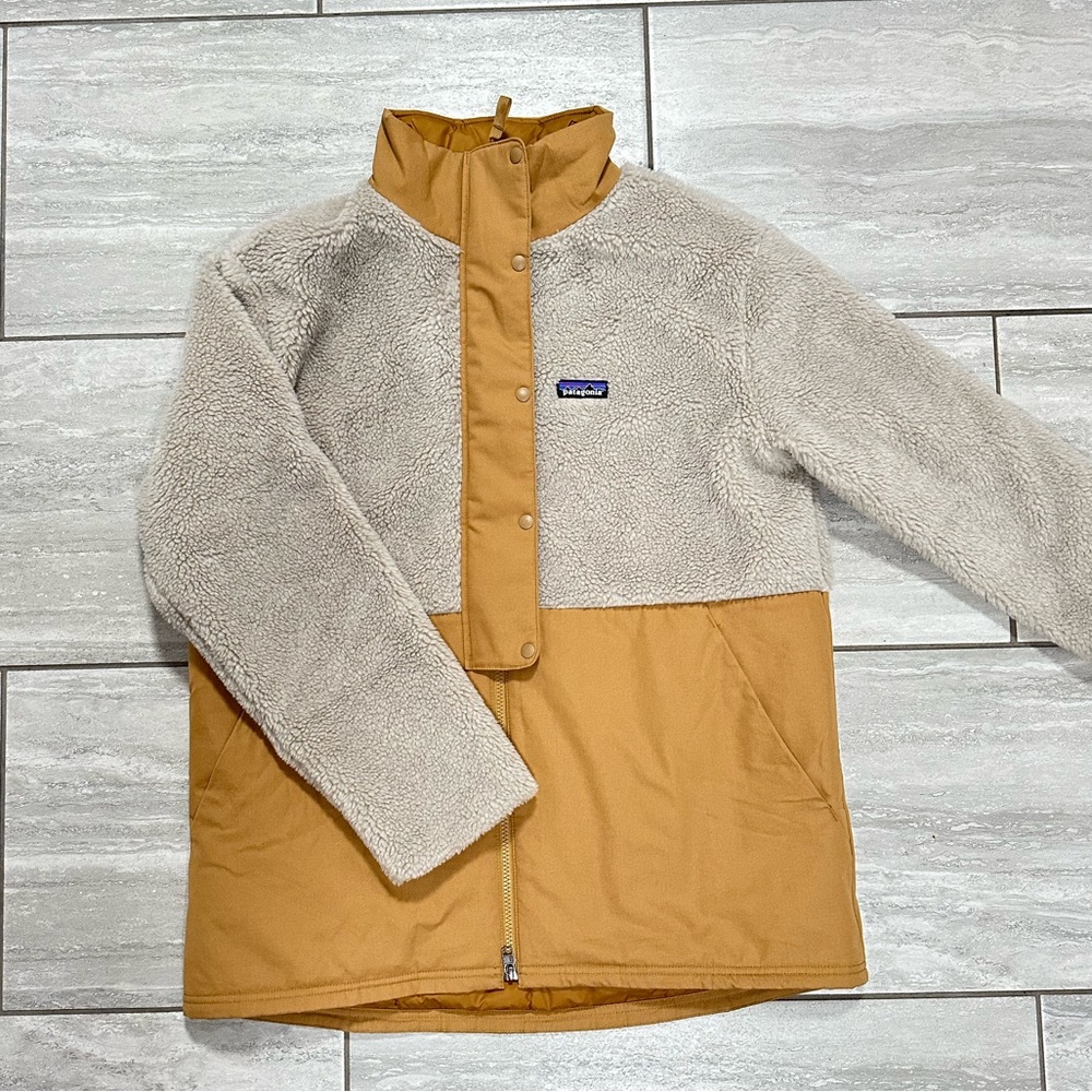 Patagonia Women’s Driftwood Canyon Coat